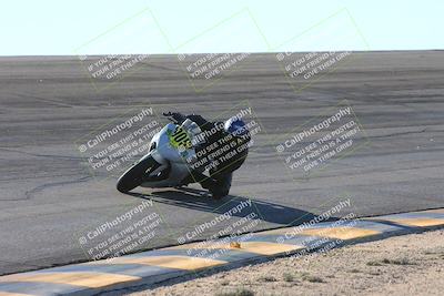 media/Dec-06-2024-CVMA Friday Practice (Fri) [[e1d1c5d4fc]]/4-Group 4 and Trackday/Session 5 (Bowl)/